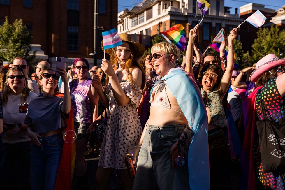 20251105_Adelaide Pride March 096