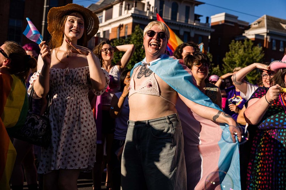 20251105_Adelaide Pride March 097