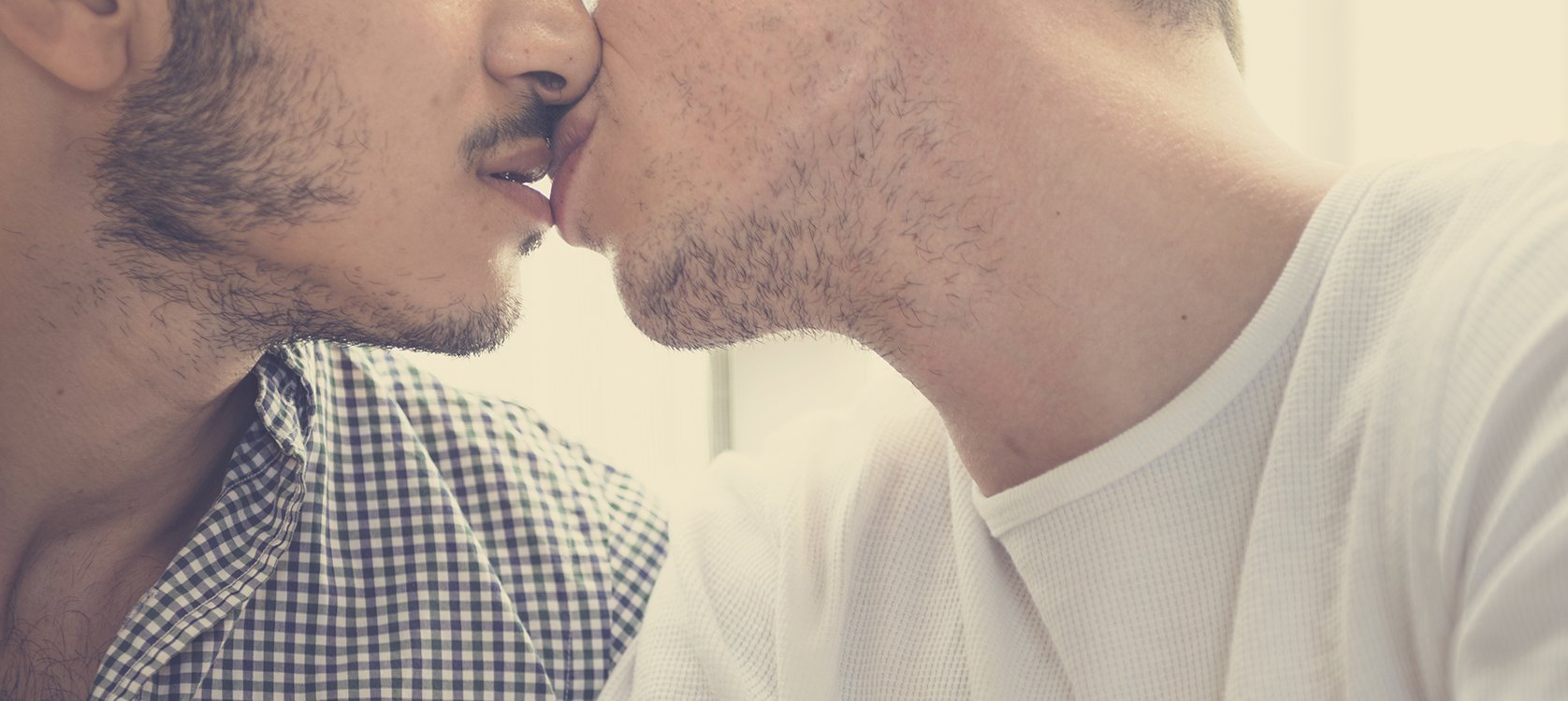 Kiss.width-1676
